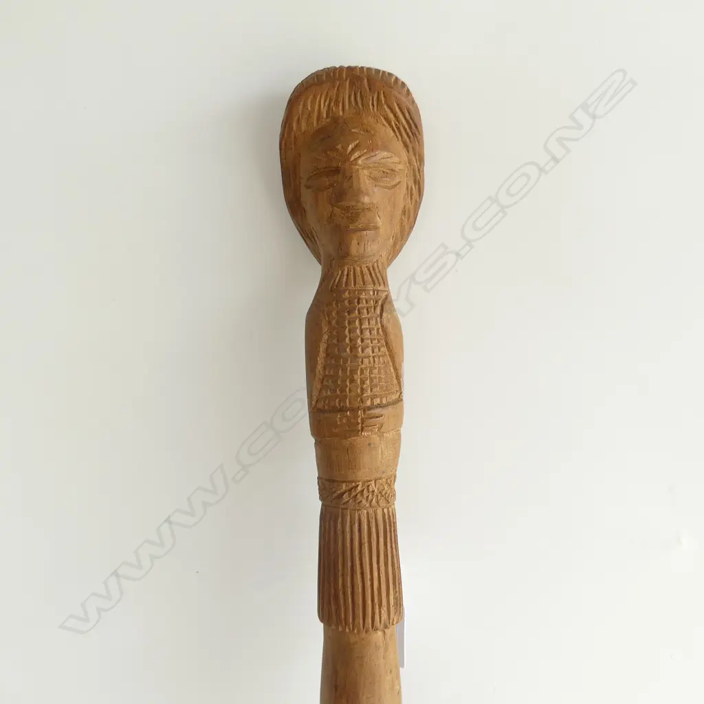 PACIFIC ISLAND WOODEN CARVED WALKING STICK  Image 1++