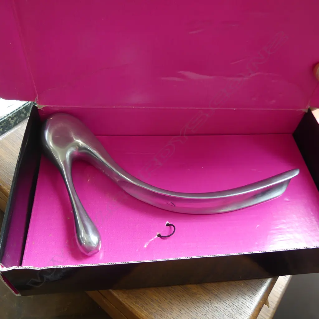 MANOLO BLAHNIK SHOE HORN, BOXED Image 1++