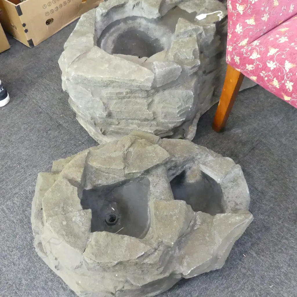 2 FAUX ROCK GARDEN WATER FOUNTAINS W.1000mm Image 1++