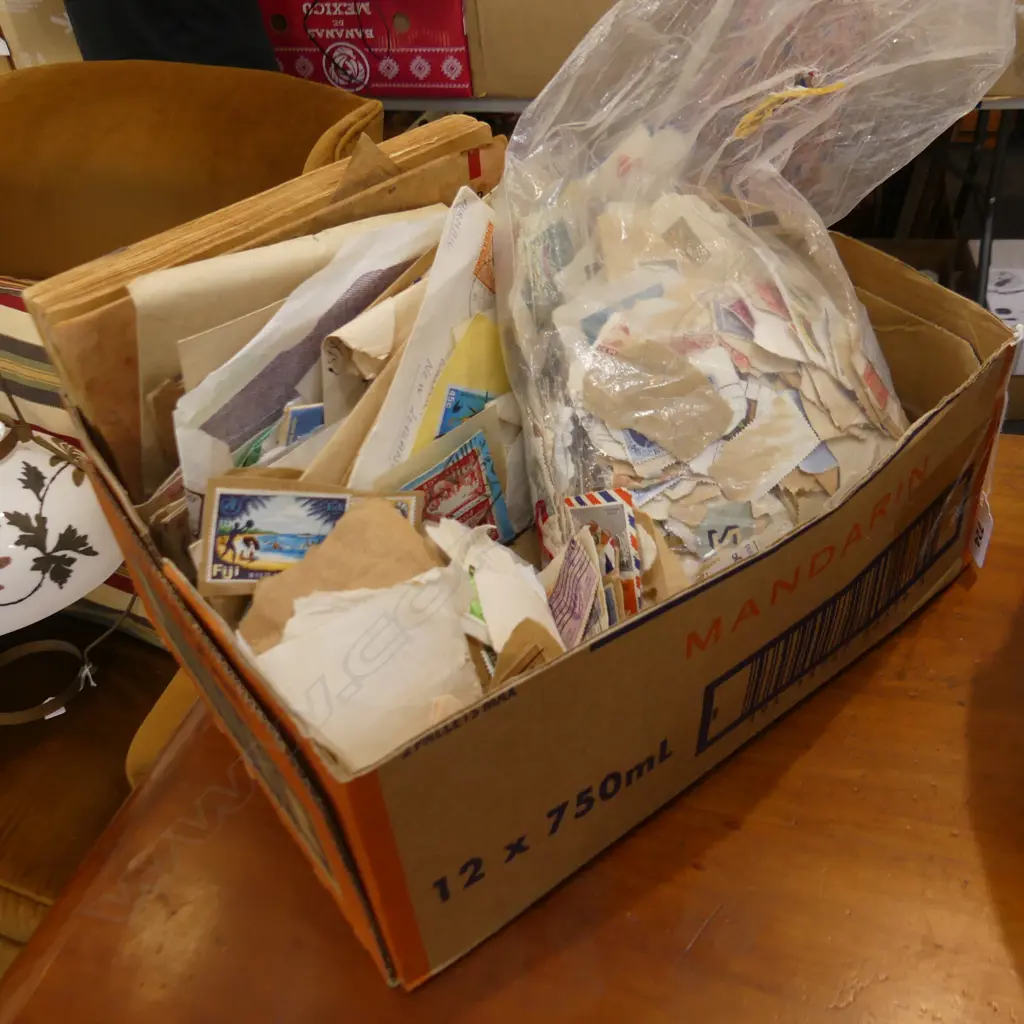 BOX LOT ASST. STAMPS Image 1++