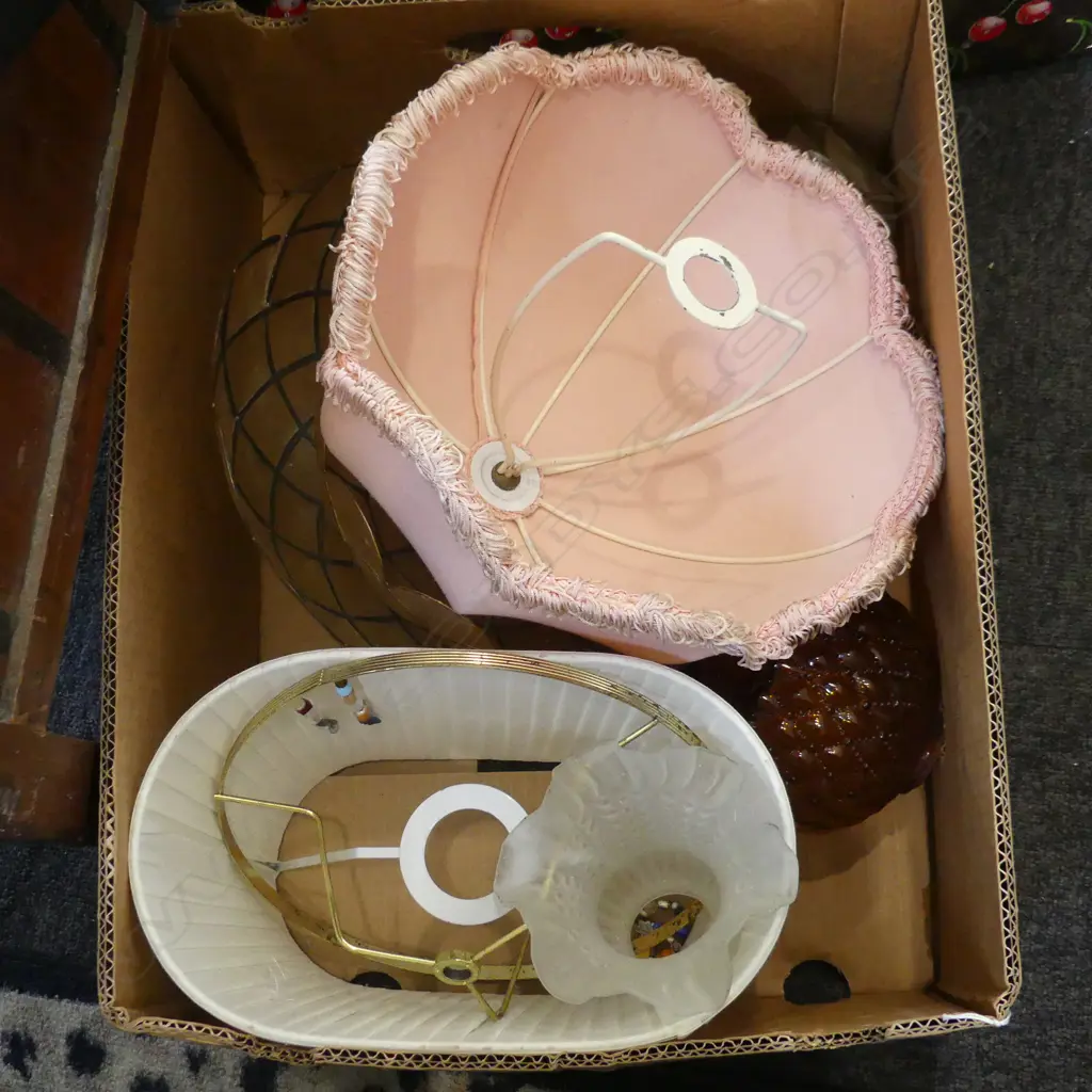 BOX LOT ASST. LAMP SHADES Image 1++