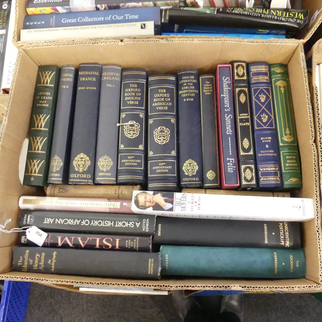 BOX OF ASST BOOKS Image 1++