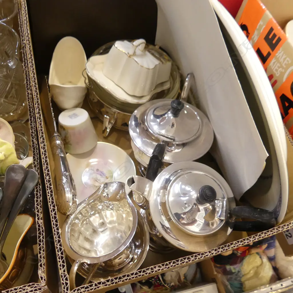 BOX LOT ASST. EP, CHINA, Image 1++