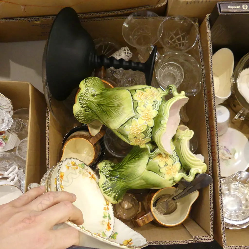 BOX LOT ASST. CRYSTAL & CHINA Image 1++