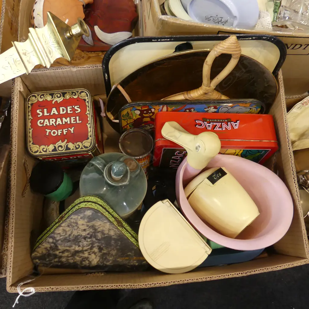 BOX LOT TINS BRASS ETC Image 1++