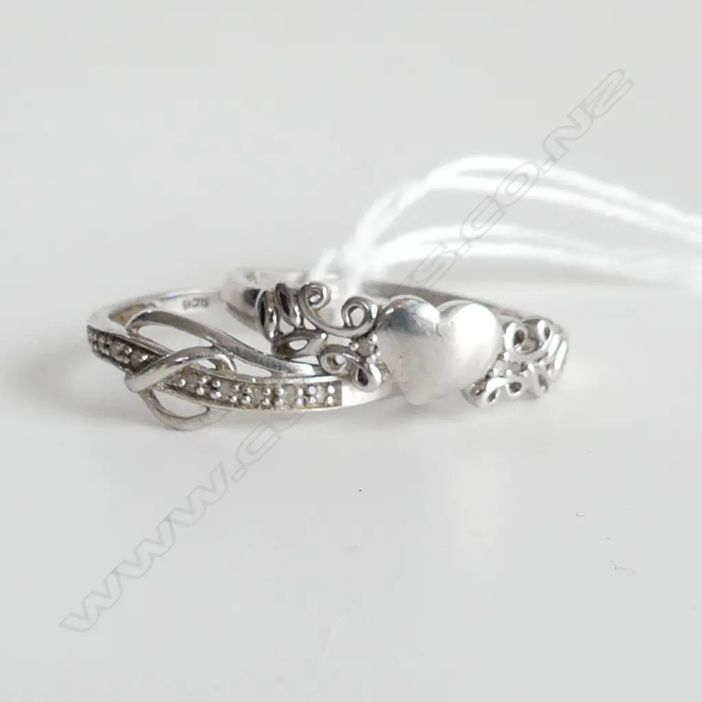 2 925 SILVER SIGNET RINGS Image 1++