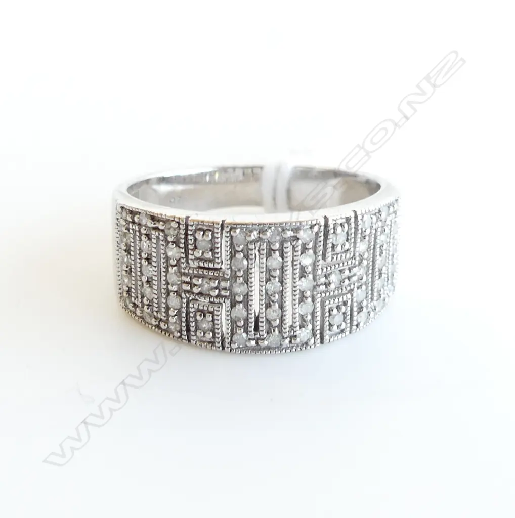 925 SILVER RING SET WITH 51 MILLE GRAINED EDGE DIAMONDS, SZ.P, COMES WITH APPRAISAL Image 1++