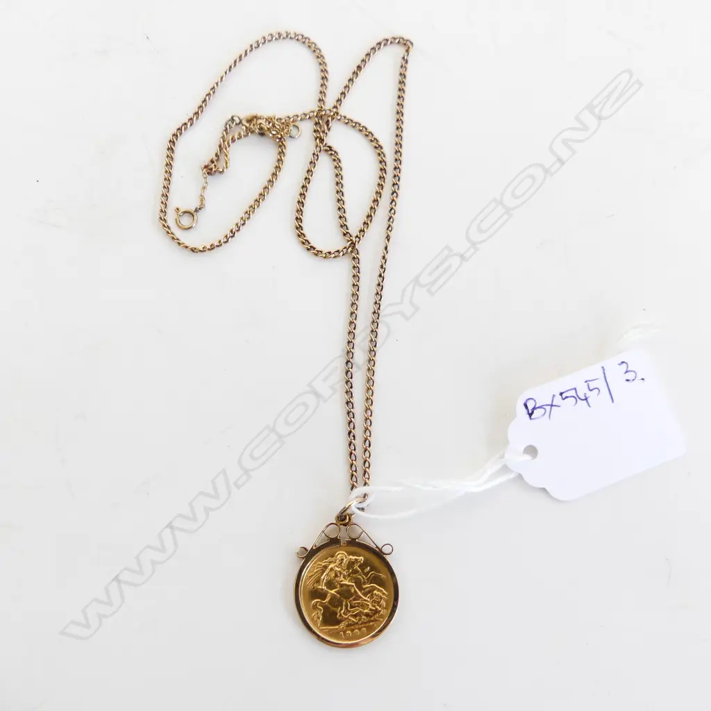 1906 GOLD HALF SOVEREIGN (MOUNTED 5.2 GRAMS) ON 10CT CHAIN 5.7 GRAMS Image 1++