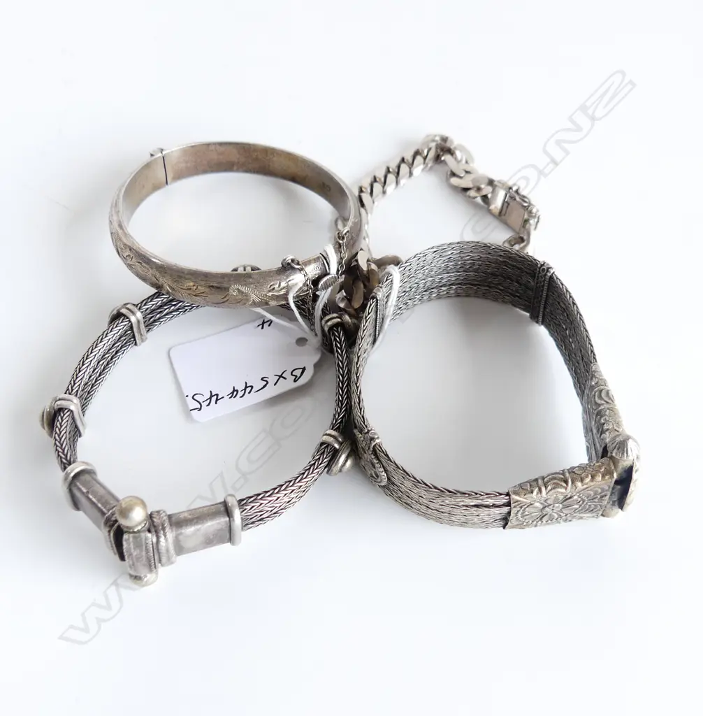 3 SILVER BRACELETS & 1 BANGLE Image 1++