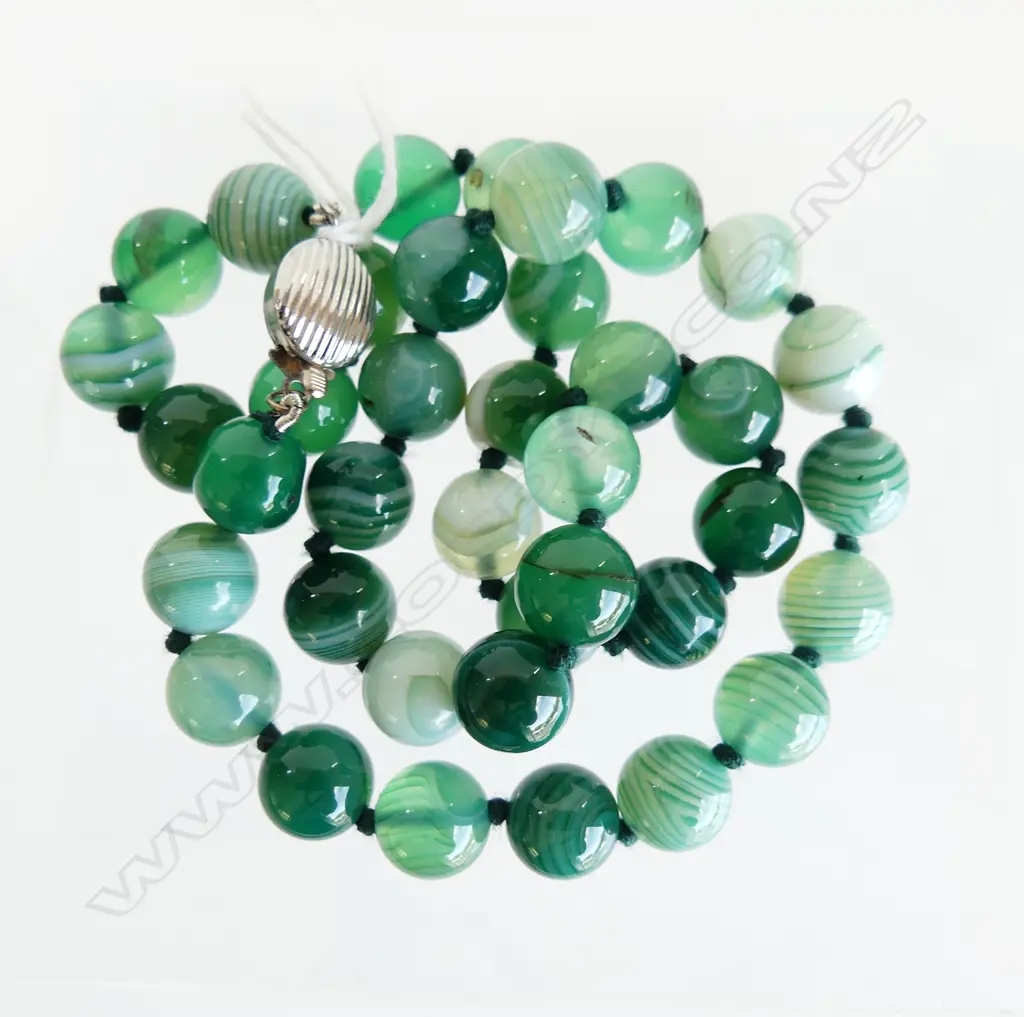 BANDED GREEN ONYX BEAD NECKLACE, 925 SILVER CLASP Image 1++