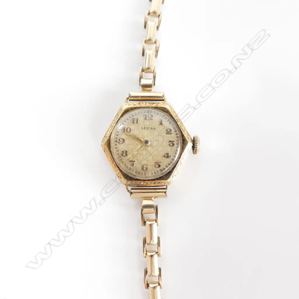 VINTAGE 14CT LADIES WRIST WATCH HEXAGONAL plated strap Image 1++