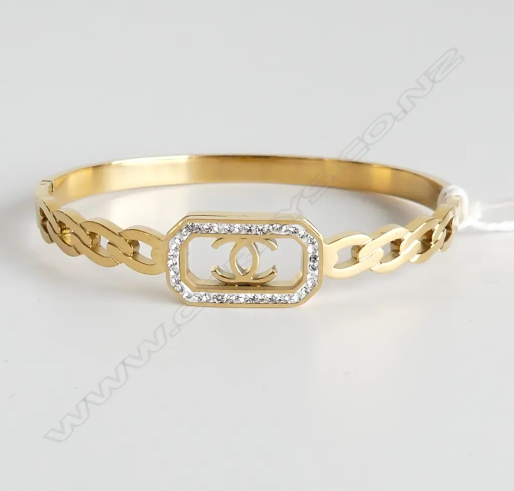 GOLD GILDED & CZ FAUX DESIGNER HINGED BANGLE Image 1++