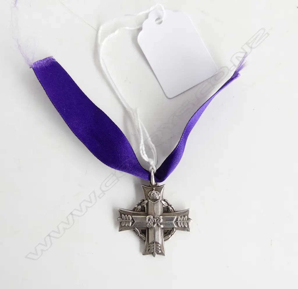 GEORGE VI MEMORIAL CROSS STERLING SILVER... Image 1++