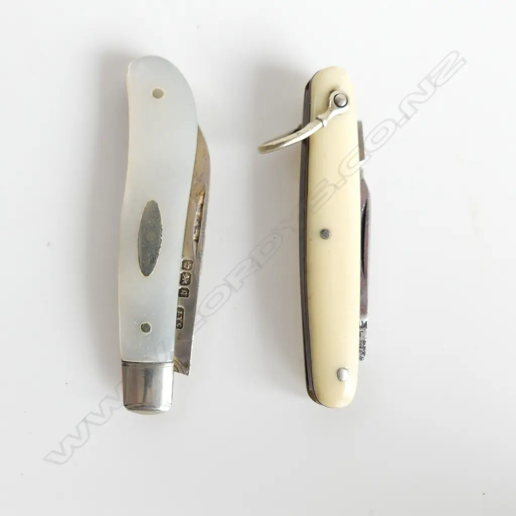 2 SM VINTAGE POCKET KNIVES; INCL 1 STG SILVER & MOP Image 1++