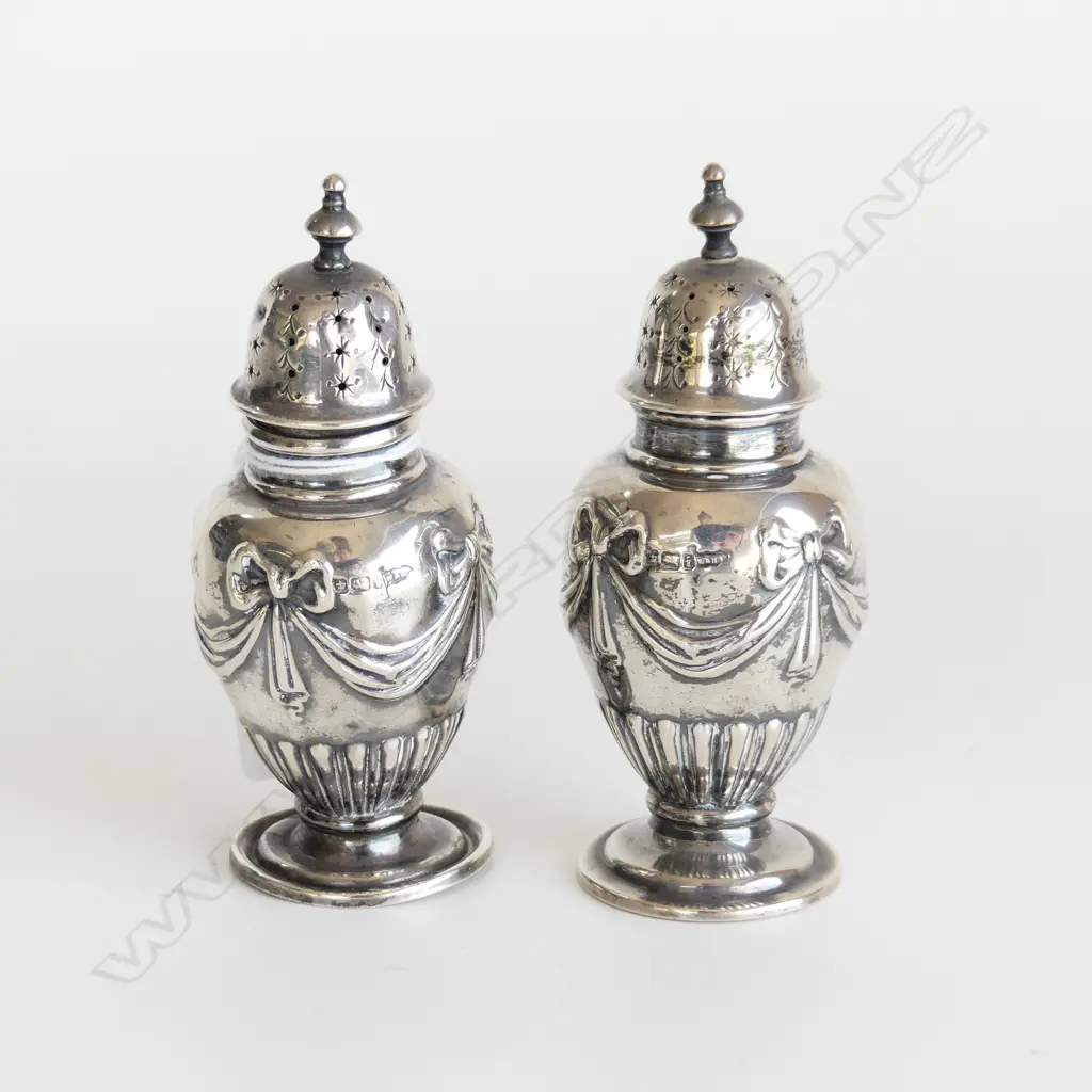 WALKER & HALL STG SILVER SALT & PEPPER SHAKERS, SWAG DESIGN, BIRM. 1885 87GMS H.100mm Image 1++