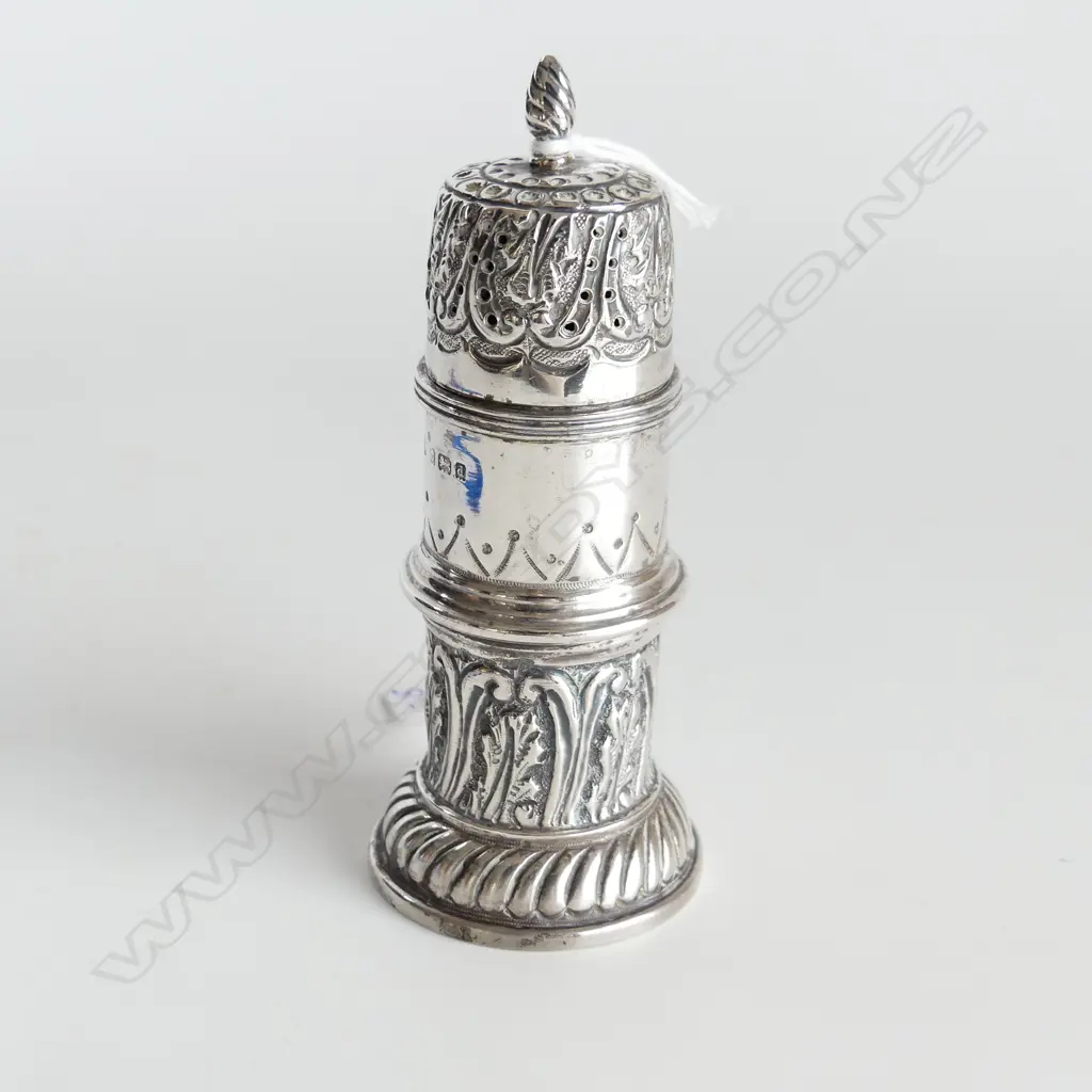 STG SILVER SUGAR SIFTER, H. 107mm 65gms Image 1++
