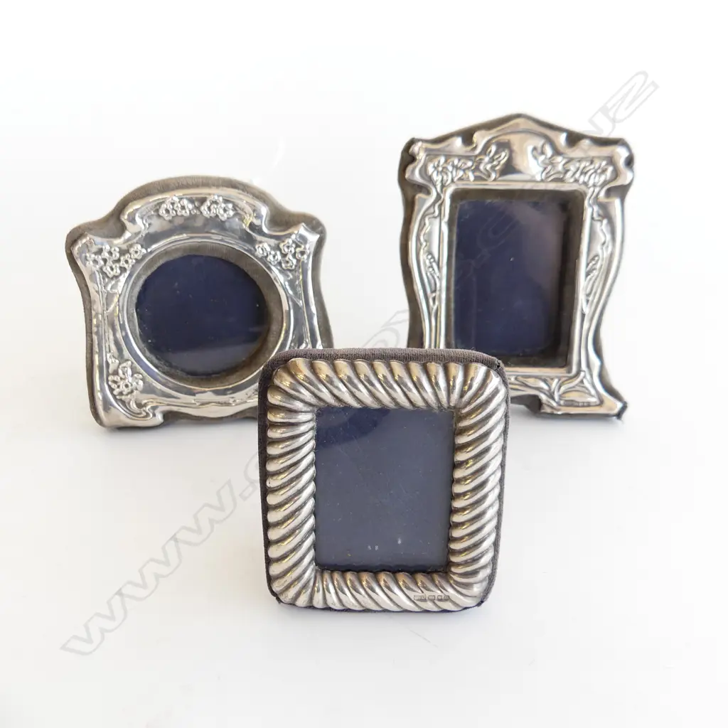 3 STG SILVER PHOTO FRAMES, INCL 2 ART NOUVEAU, (68X80, 97X100, 120X100mm) Image 1++