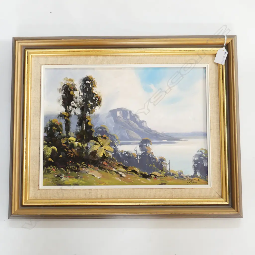 LESLIE A. CAMPBELL (b.1925) PANEKIRE BLUFF, OIL ON BOARD 265x365mm Image 1++