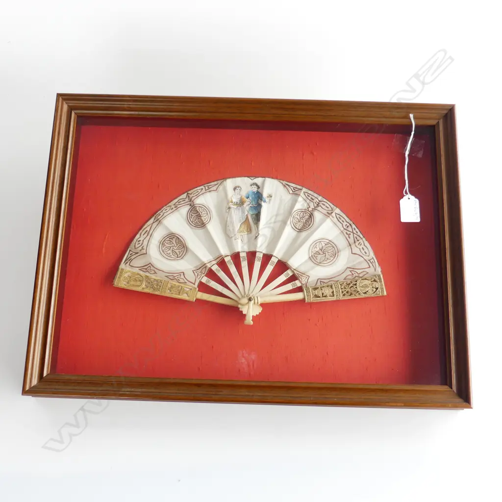 FRAMED VINTAGE PAINTED FAN 340x480mm Image 1++