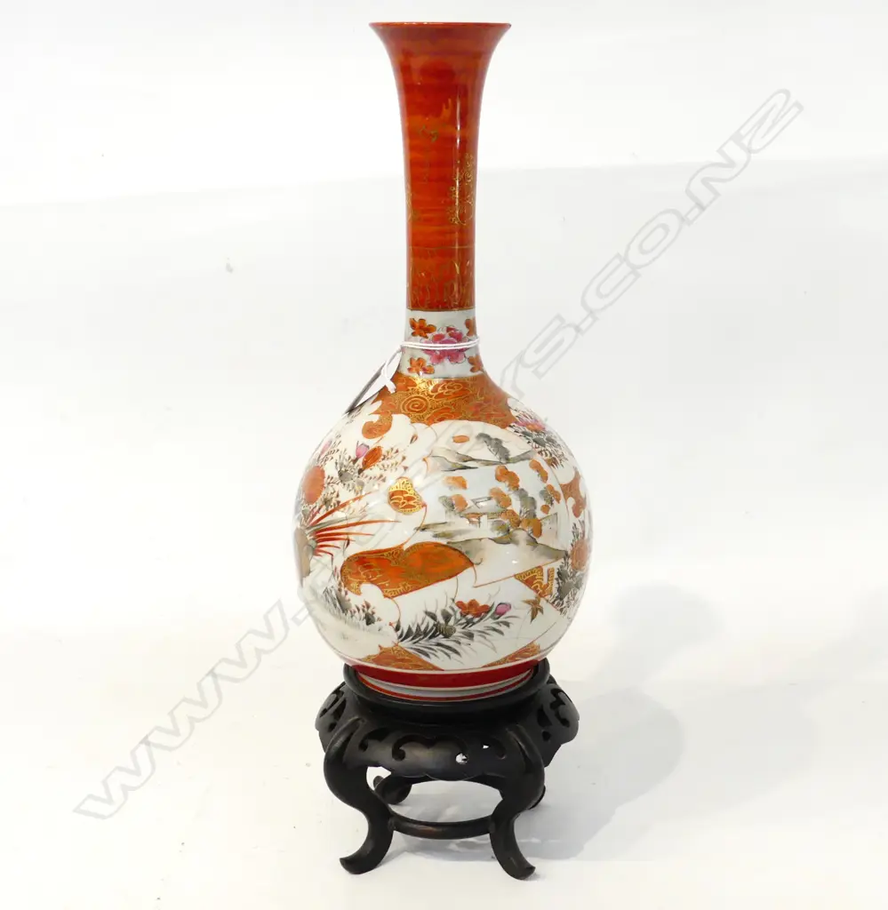 JAPANESE KUTANI VASE ON STAND H.335mm Image 1++