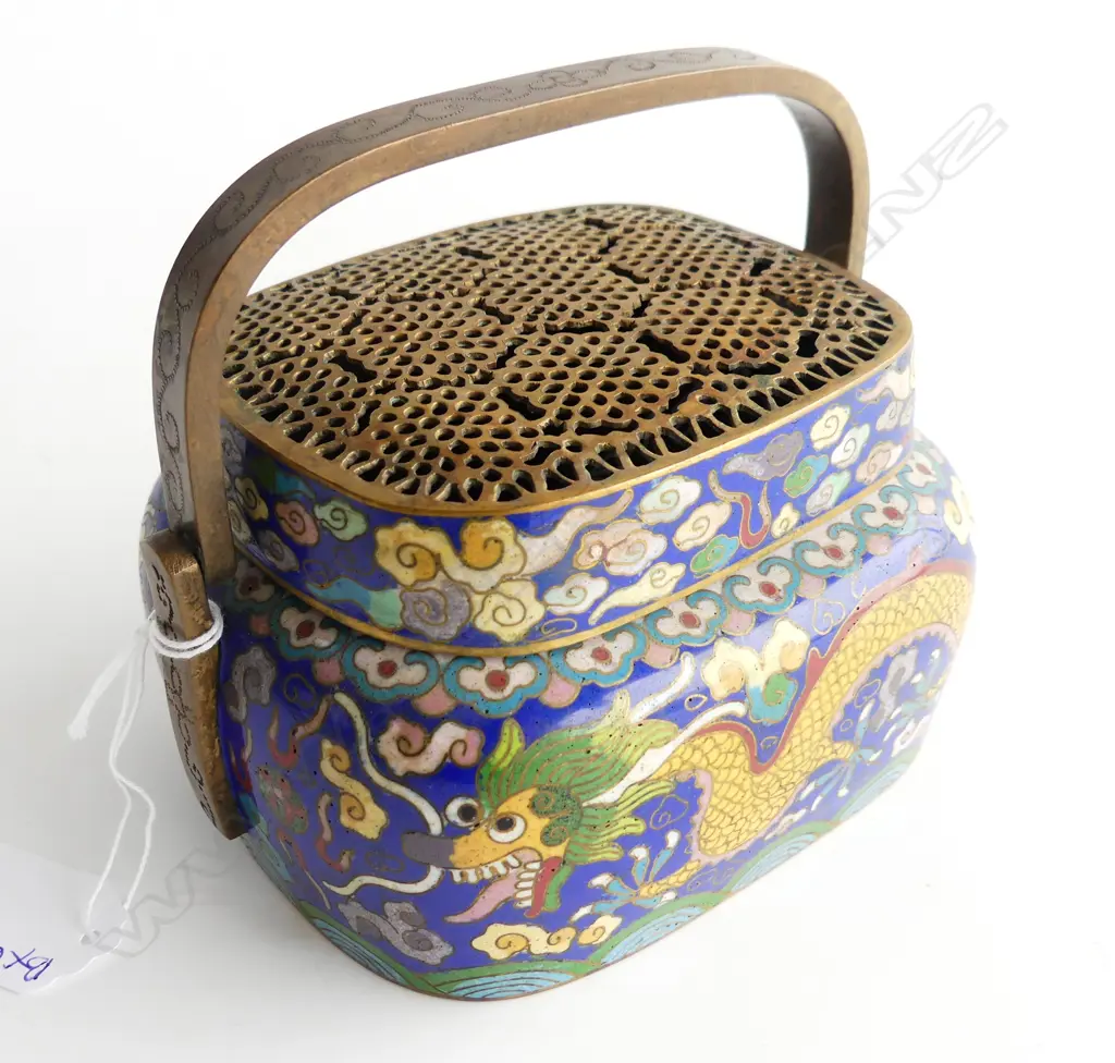 CLOISONNE CONTAINER w. PIERCED LID & HANDLE W.145mm Image 1++