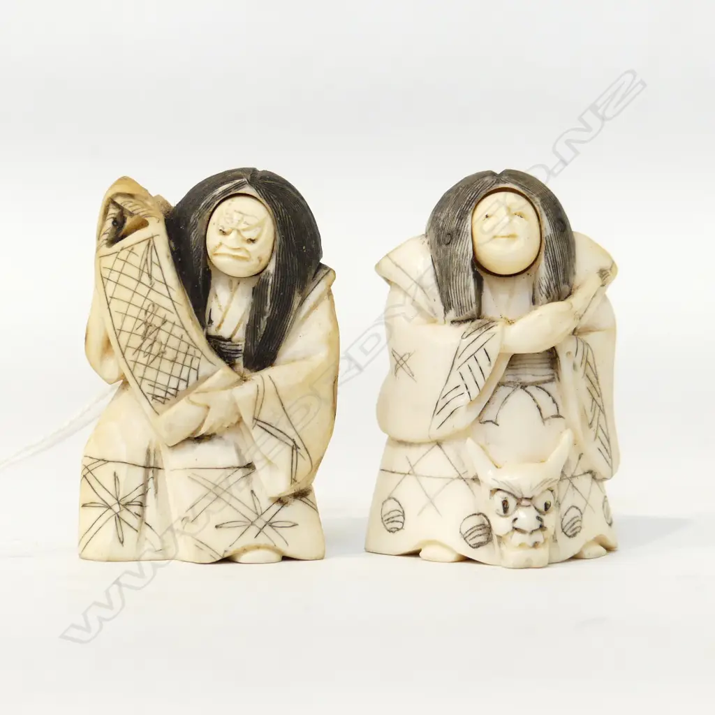 PR ORIENTAL CARVED IVORY NETSUKE w. REVOLVING FACES H.50mm Image 1++
