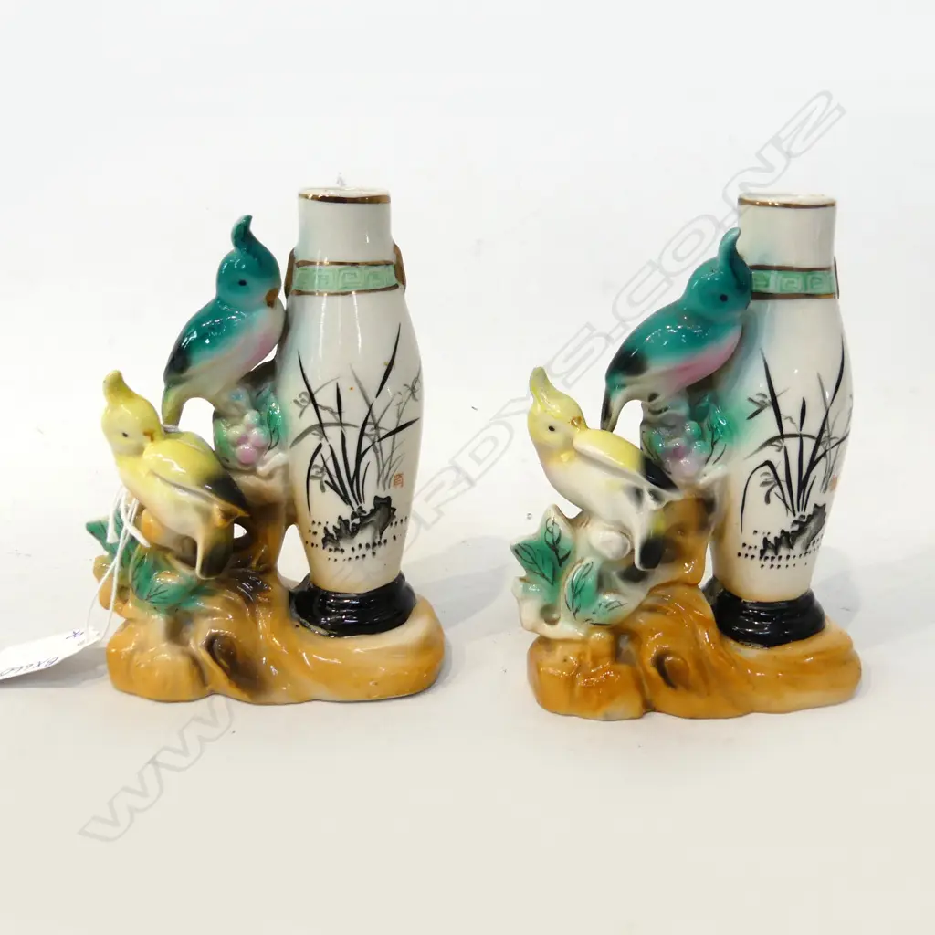 PR ZHONGHUO ZHI ZAO VASES WITH APPLIED BIRDS H. 135mm Image 1++