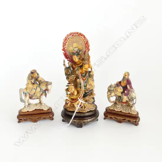 3 CARVED PAINTED ORIENTAL FIGURES H.195mm