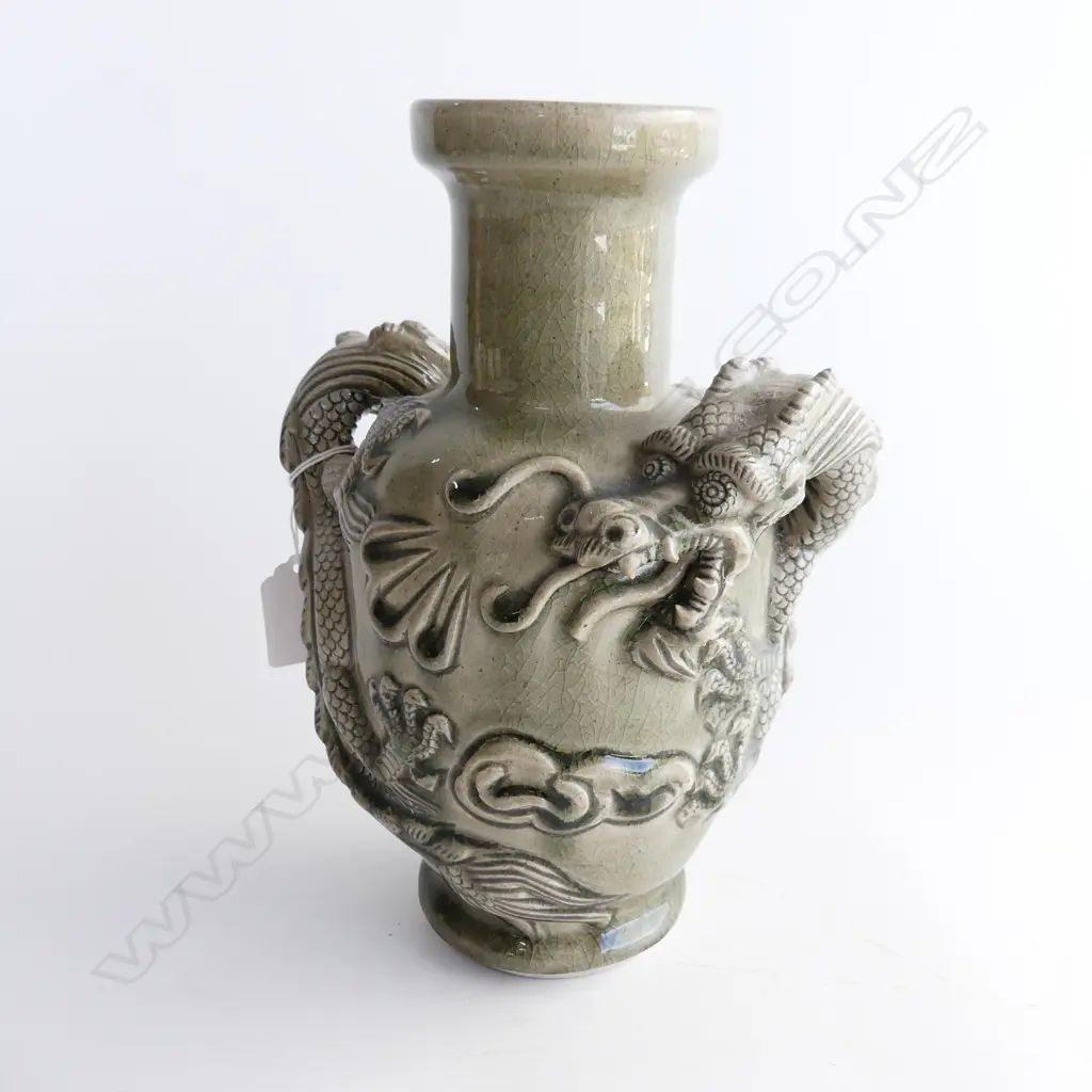 GLAZED ORIENTAL VASE w. DRAGON HANDLES H.240mm Image 1++