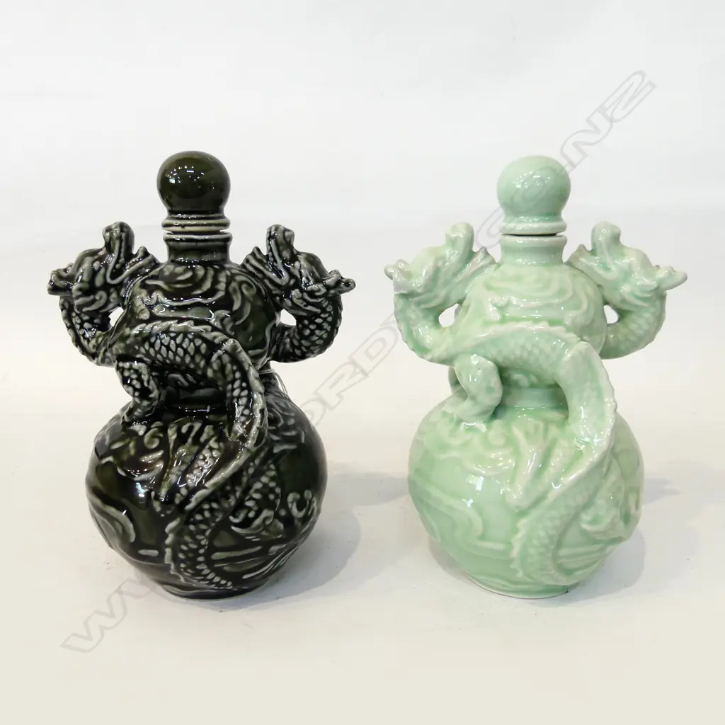 PR CHINESE BOTTLES, DRAGON DESIGN H.210mm Image 1++