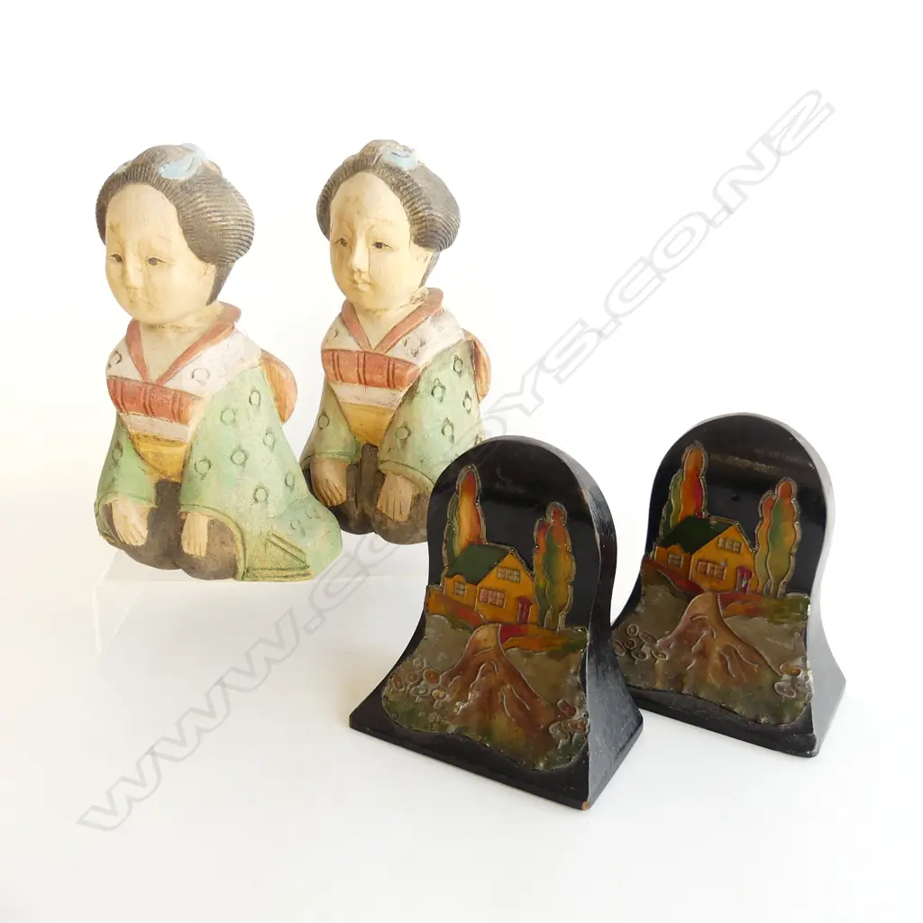 PR VINTAGE WOODEN BOOKENDS INCL  PR JAPANESE LADIES Image 1++