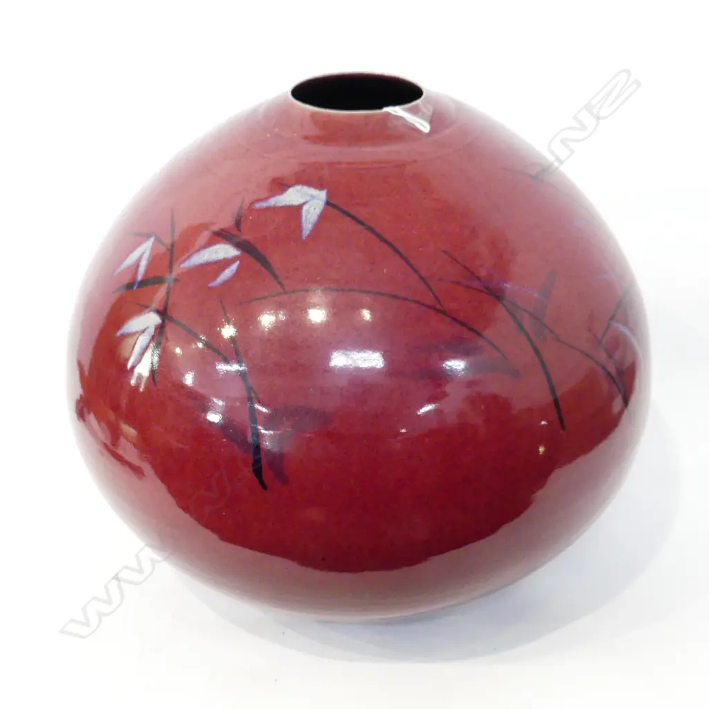 LG GERALD NEWCOMB ORB VASE H.360mm Image 1++