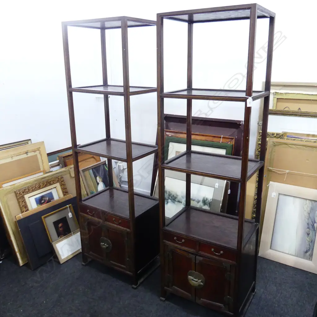 PR ORIENTAL DISPLAY STANDS  Image 1++