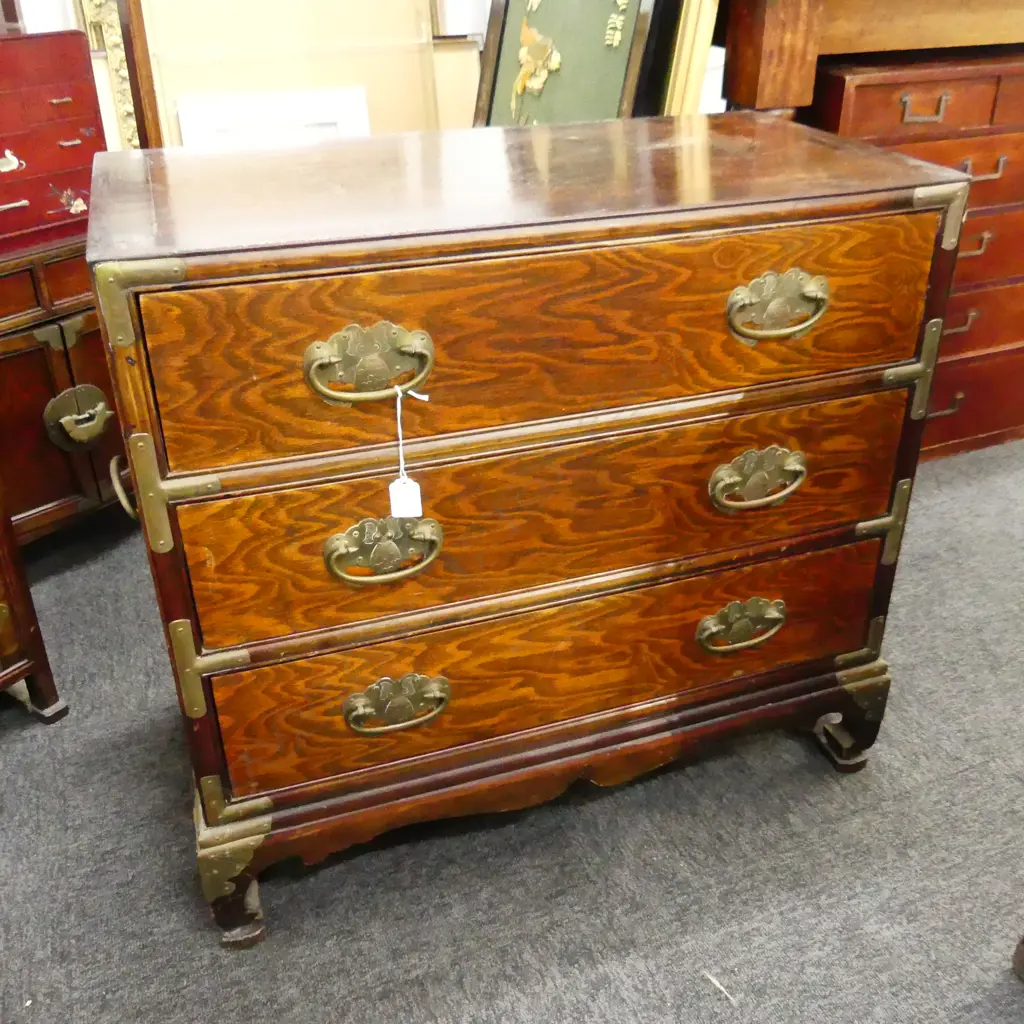 ORIENTAL 3 DRAWER CHEST Image 1++