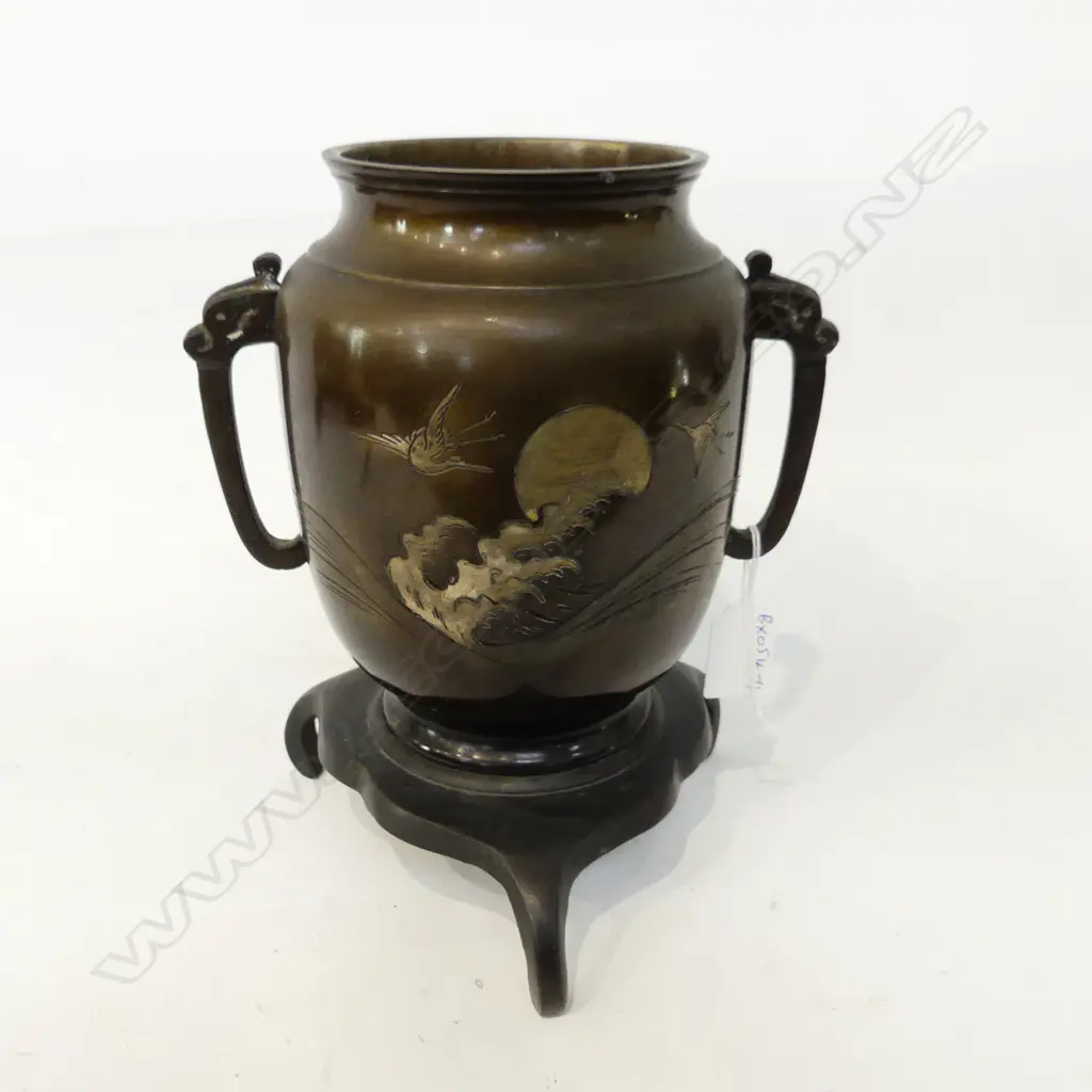 JAPANESE BRONZE JAR H220MM Image 1++