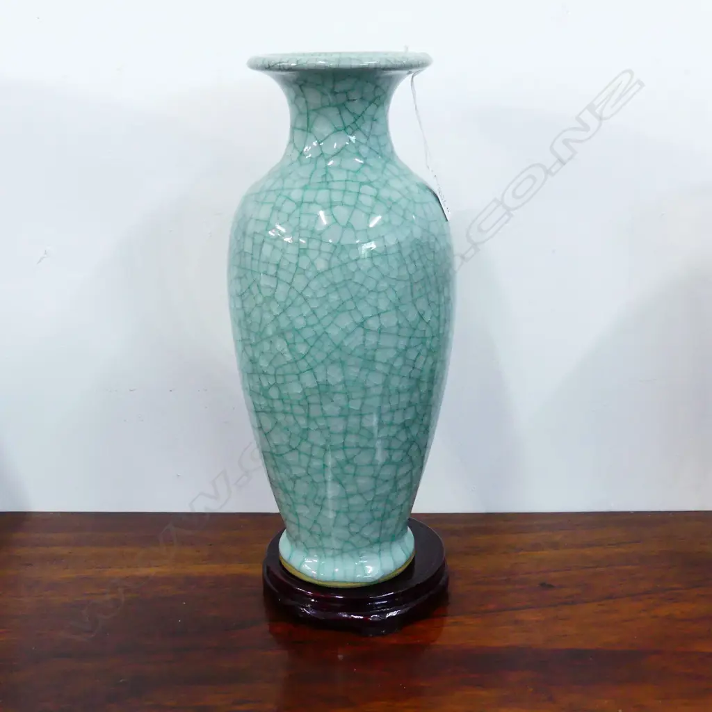 CHINESE VASE,GREEN CRACKLE GLAZE ON STAND H.350mm Image 1++