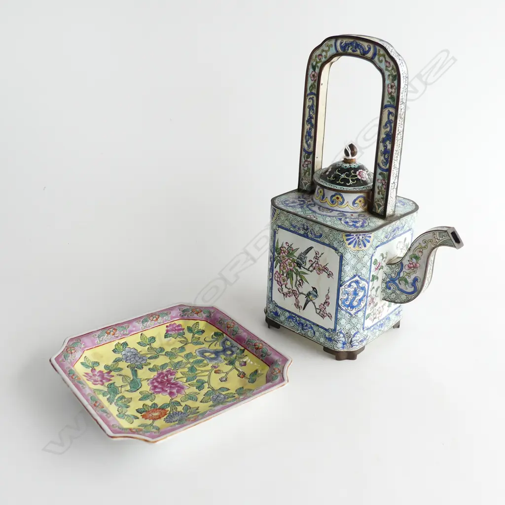 TALL ORIENTAL ENAMELLED TEAPOT H.340mm + SQUARE DISH 200x200mm Image 1++