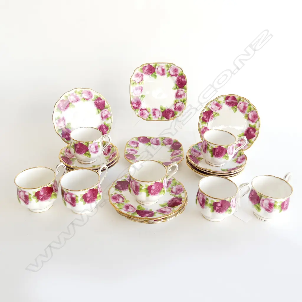 7 ROYAL ALBERT OLD ENGLISH ROSES TRIOS Image 1++