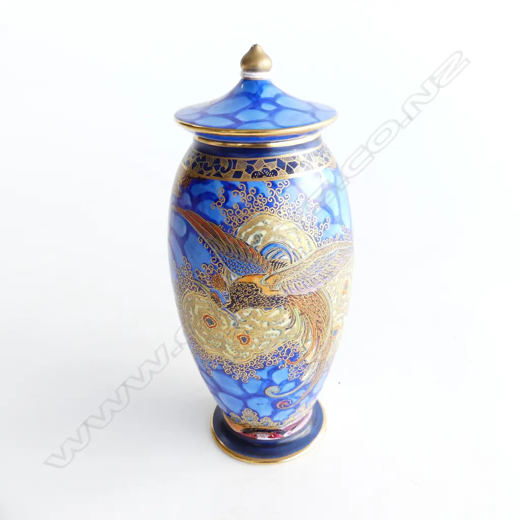 CARLTON WARE LIDDED VASE; GILT DESIGN ON BLUE GROUND H.180mm chip to tip Image 1++