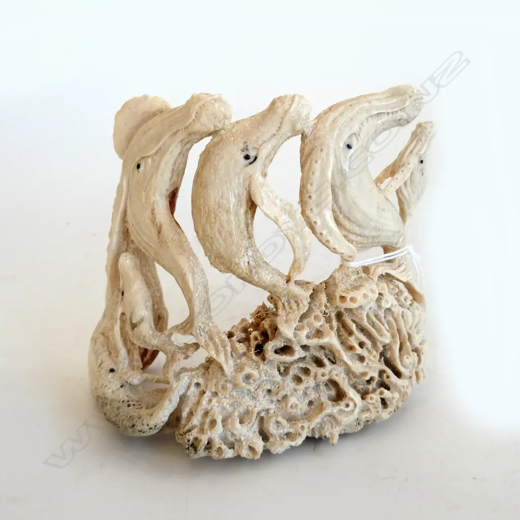 RTV CARVED WHALEBONE 7 SPERM WHALE GROUP. H.100mm Image 1++