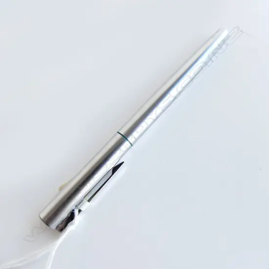 WATERMAN FOUNTAIN PEN UNUSED WITH LABEL L. 135MM