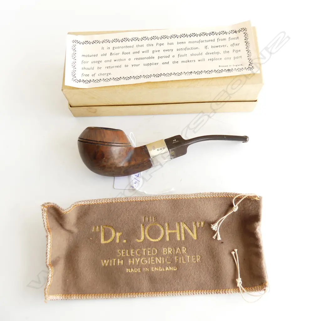 DR. JOHN ENGLAND ANTIQUE BRIAR PIPE WITH STERLING SILVER MOUNT CHESTER HALLMARKS IN DR JOHN BOX WITH FELT BAG Image 1++