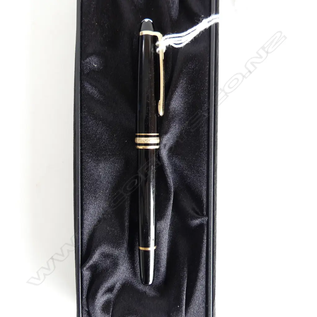 MONT BLANC PEN w. 14CT NIB, BOXED Image 1++