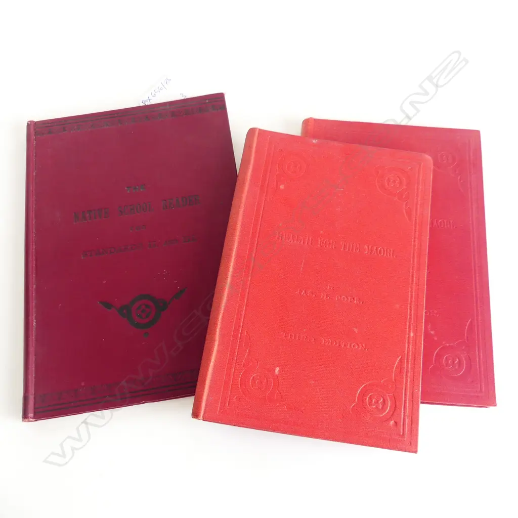 3 EARLY 20thC BOOKS; 2x 'HEALTH FOR THE MAORI' & 'NATIVE SCHOOL READER' GOVERNMENT PRESS Image 1++
