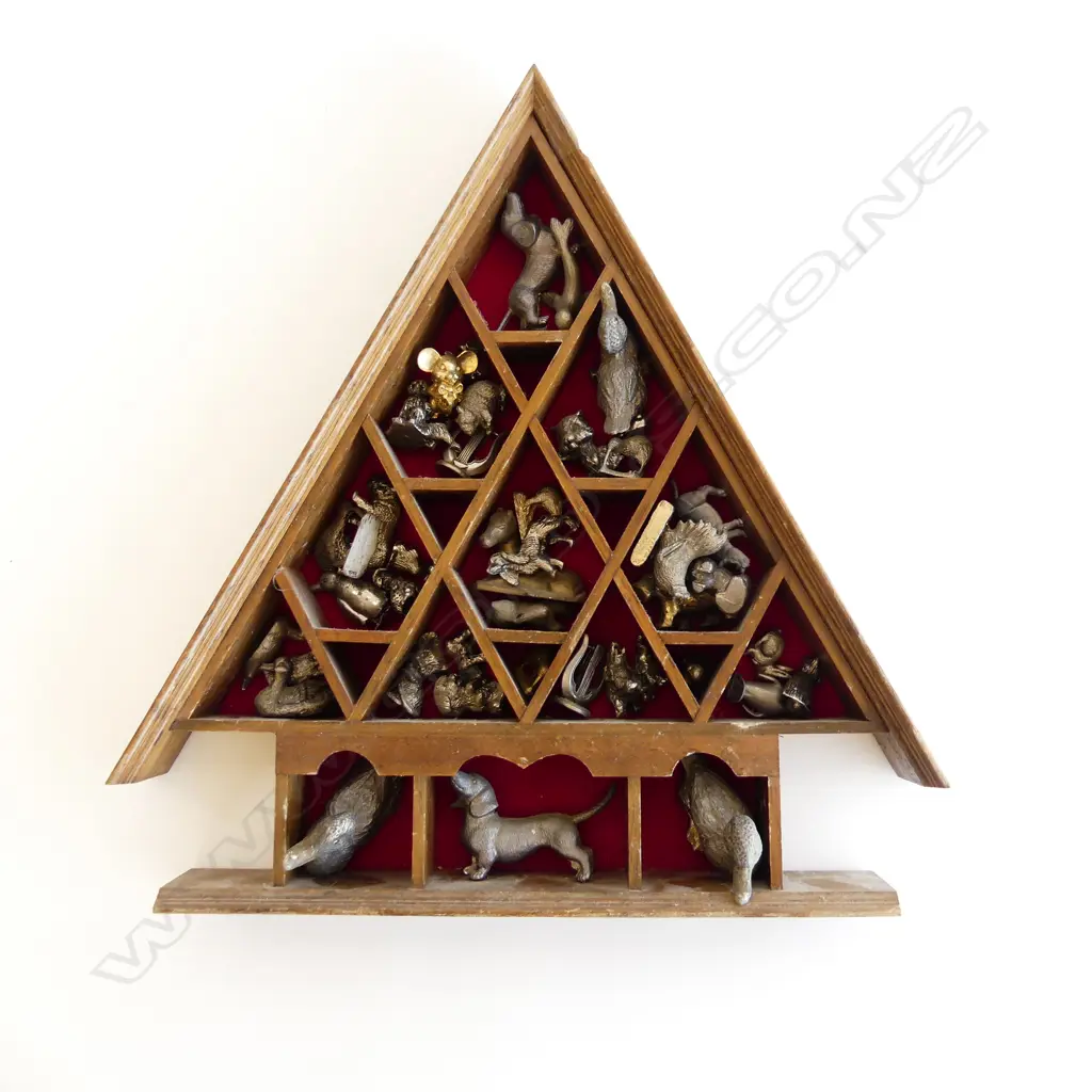 ASST. MINIATURE METAL ANIMALS ETC IN TRIANGULAR WOODEN DISPLAY H.365mm Image 1++