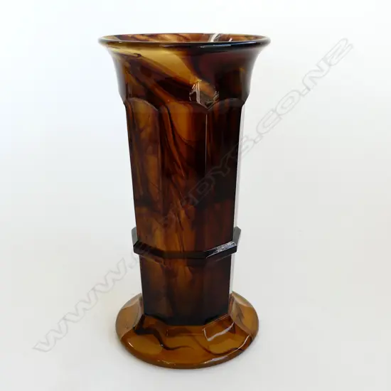 ART DECO DAVIDSONS CLOUD GLASS VASE. H. 250mm