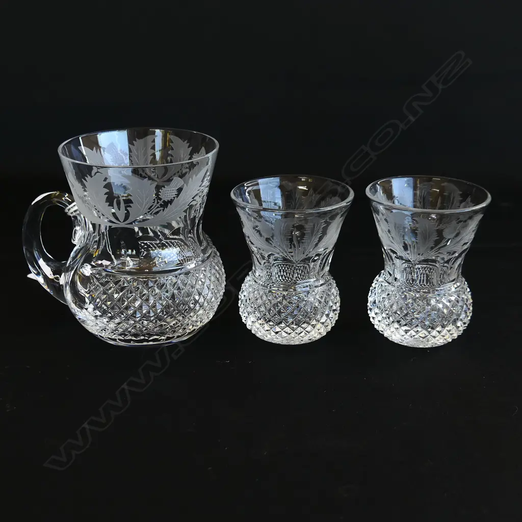 3 EDINBURGH THISTLE CRYSTAL GLASSES; 1 HANDLED + 2 LIQUER Image 1++