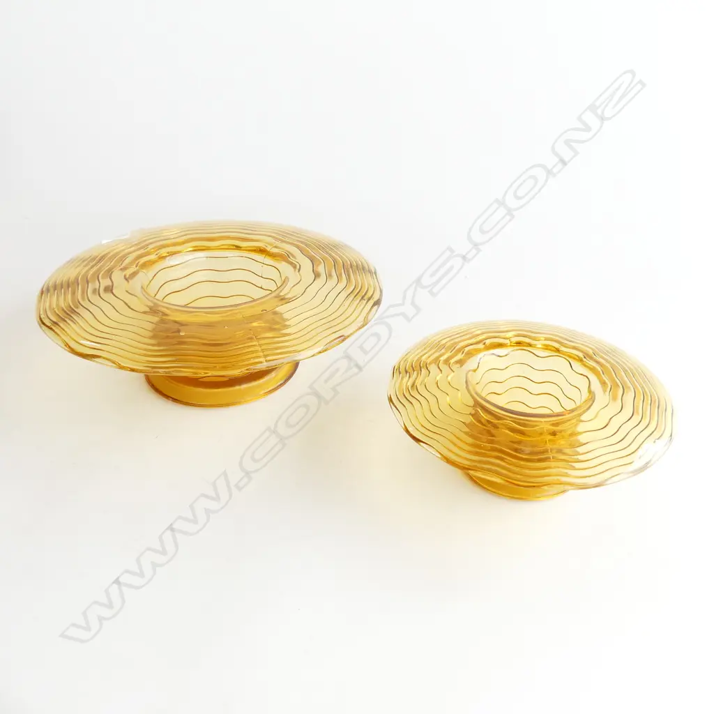 TWO AMBER DEPRESSION GLASS POSY FLOWER BOWLS DIA. 210mm & 150mm Image 1++