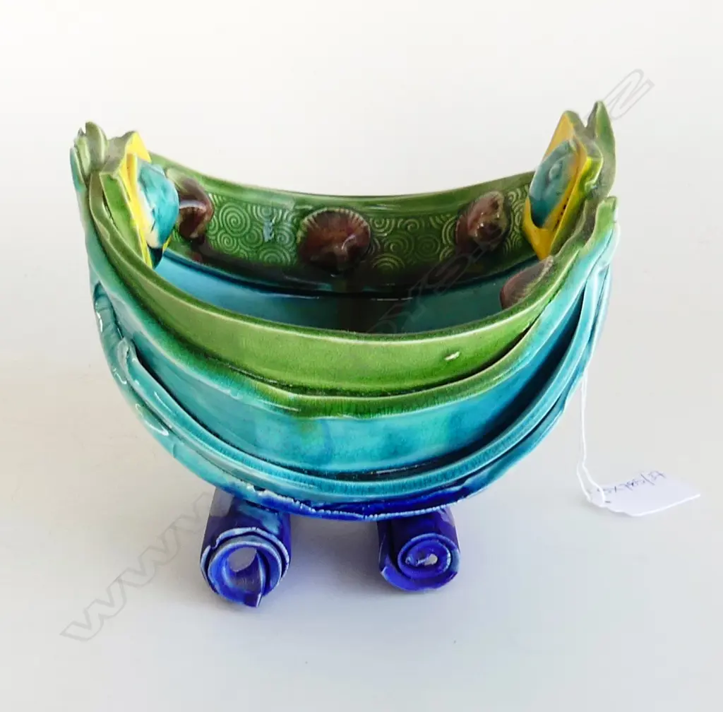 KATIE GOLD NZ STUDIO POTTERY BOWL W.160mm... Image 1++