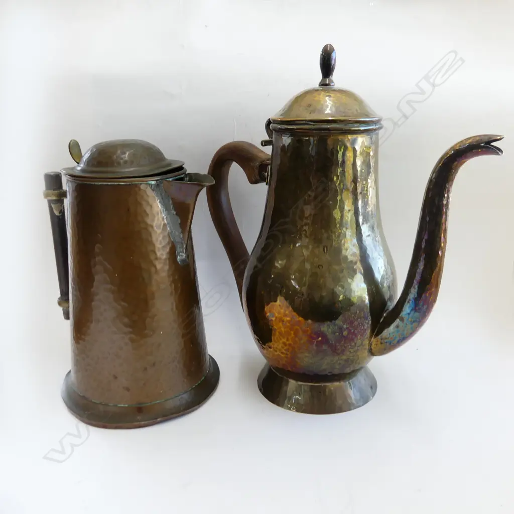 VINTAGE BEATEN METAL JUG & COFFEE POT H.265mm Image 1++